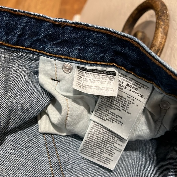 Like New Classic Men’s Vintage 511 Levi’s Spot Painted Distressed Jeans! - Picture 8 of 9